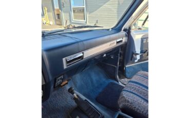 Gmc-Suburban-1987-Blue-Blue-11