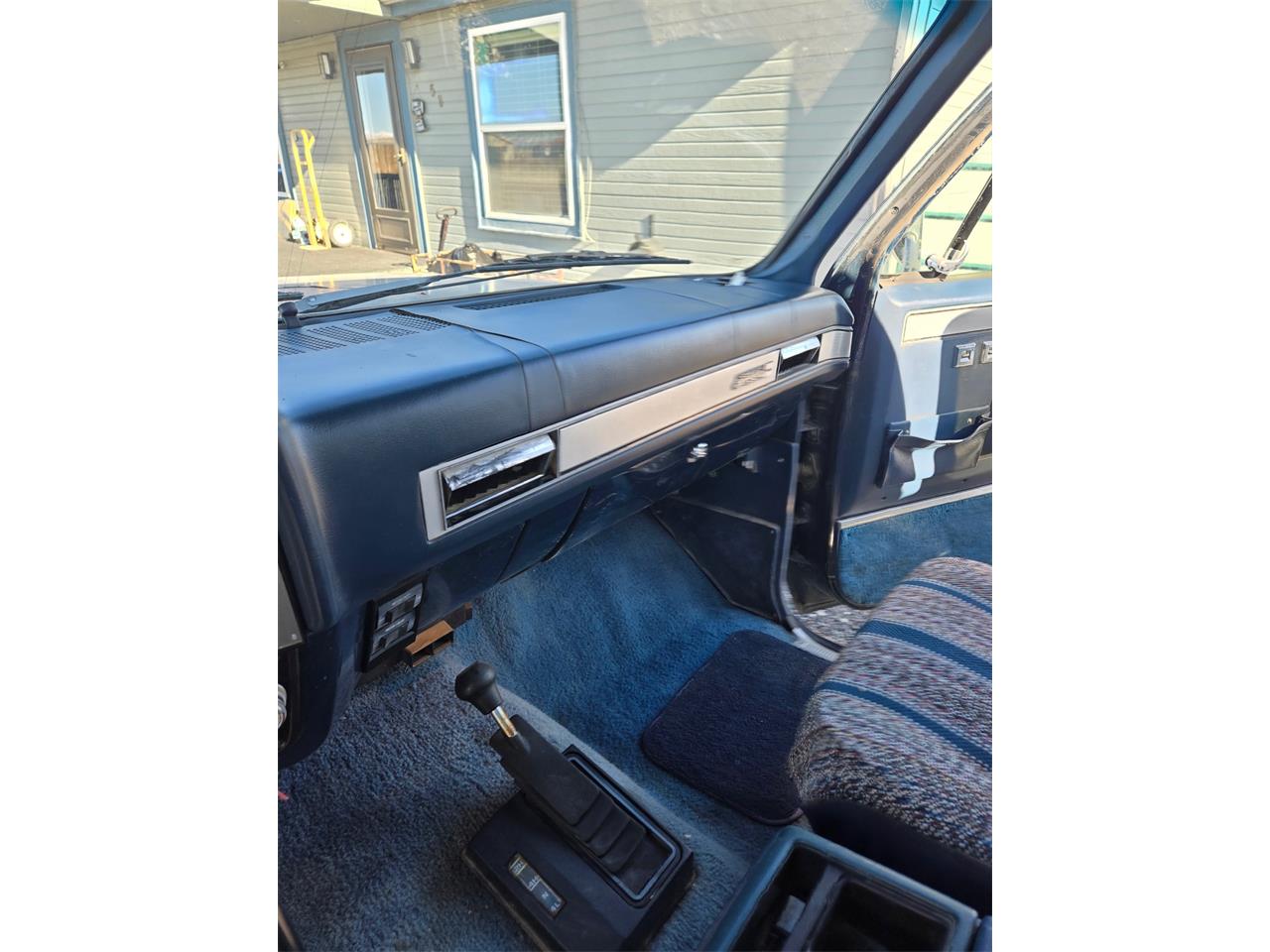 Gmc-Suburban-1987-Blue-Blue-11