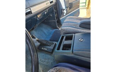 Gmc-Suburban-1987-Blue-Blue-6