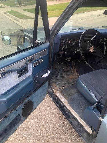 Gmc-Suburban-1988-Blue-10