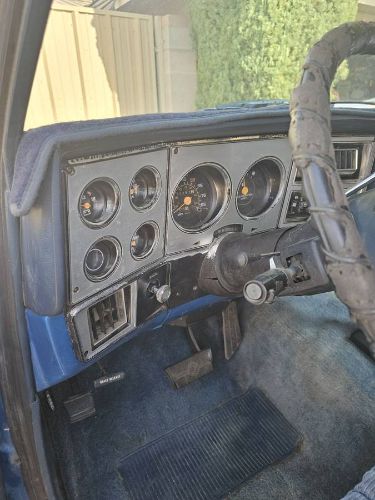 Gmc-Suburban-1988-Blue-10