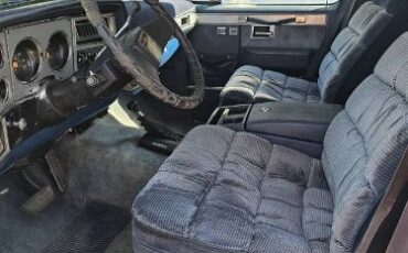 Gmc-Suburban-1988-Blue-11