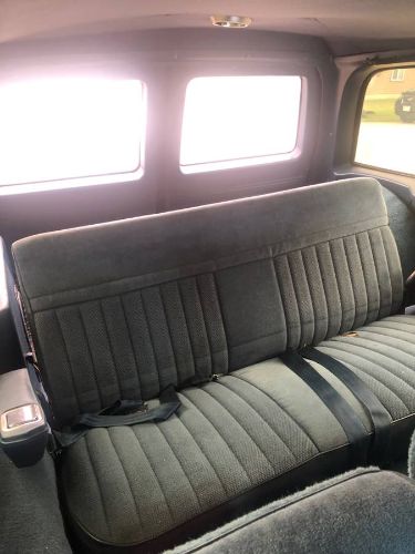 Gmc-Suburban-1988-Blue-3