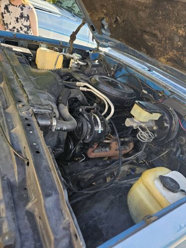 Gmc-Suburban-1988-Blue-3