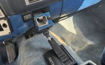 Gmc-Suburban-1988-Blue-6
