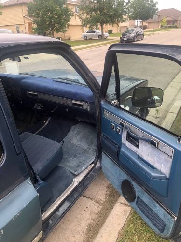 Gmc-Suburban-1988-Blue-7