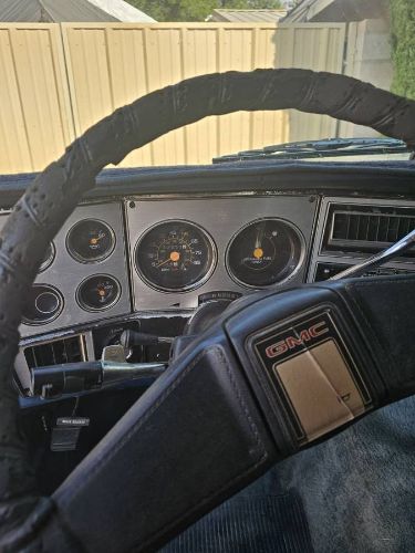 Gmc-Suburban-1988-Blue-9