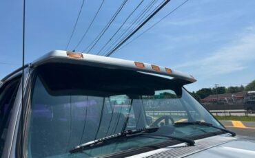 Gmc-Suburban-1990-Silver-10