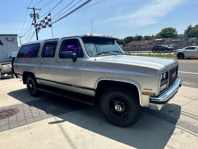 Gmc-Suburban-1990-Silver-2