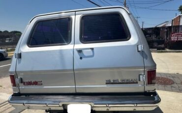 Gmc-Suburban-1990-Silver-4