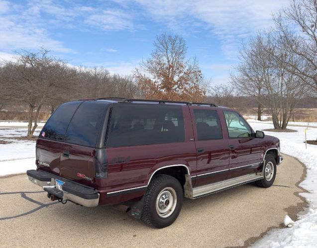 Gmc-Suburban-1995-7