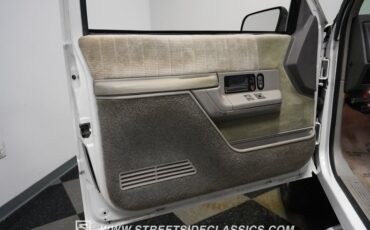 Gmc-Yukon-1994-Olympic-White-Light-Gray-37