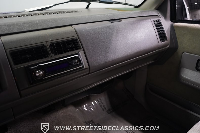 Gmc-Yukon-1994-Olympic-White-Light-Gray-45
