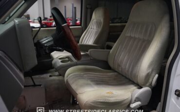 Gmc-Yukon-1994-Olympic-White-Light-Gray-46
