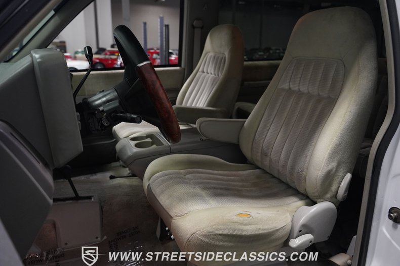 Gmc-Yukon-1994-Olympic-White-Light-Gray-46