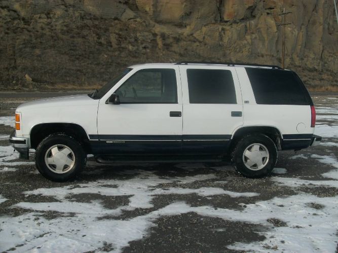 Gmc-Yukon-1995-White-6