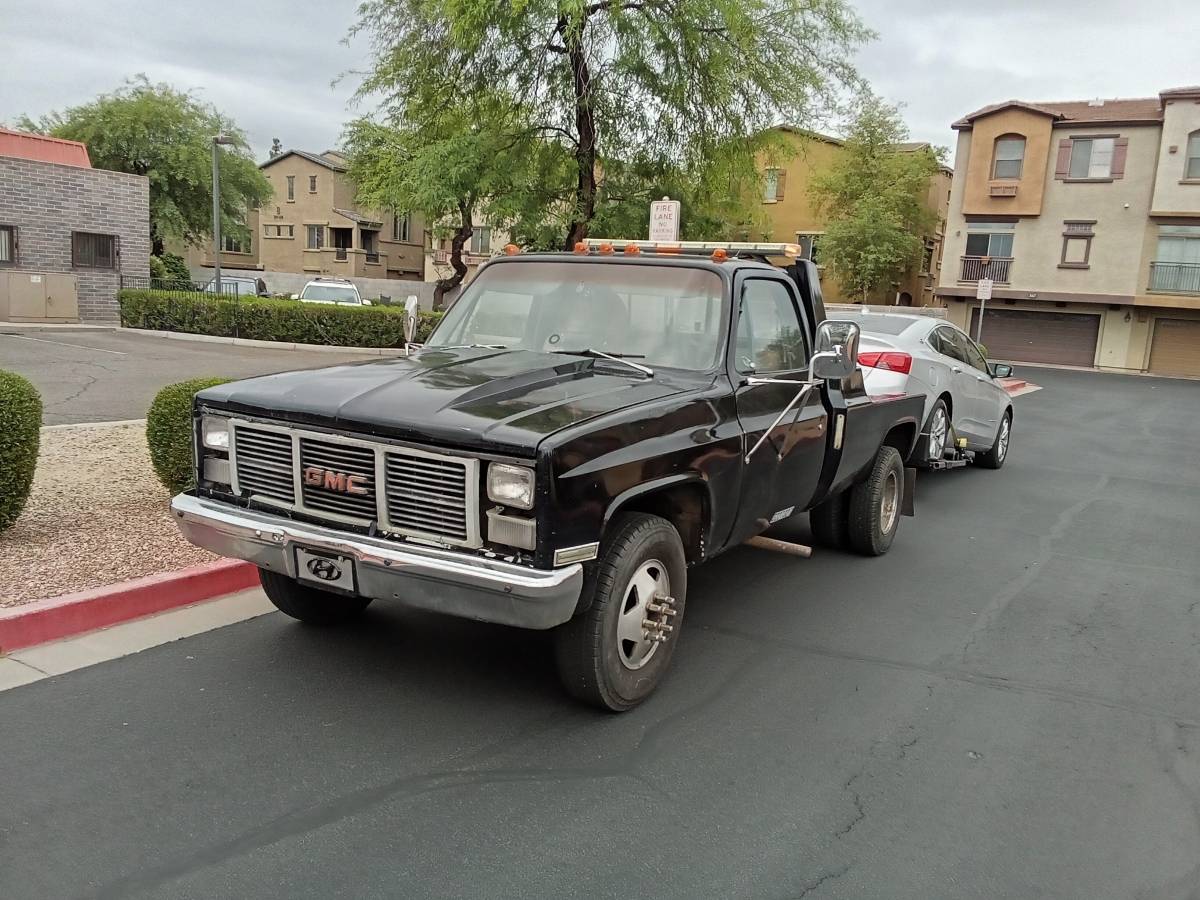 Gmc-c3500-1984-black-2