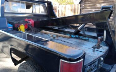 Gmc-c3500-1984-black-3