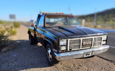 Gmc-c3500-1984-black