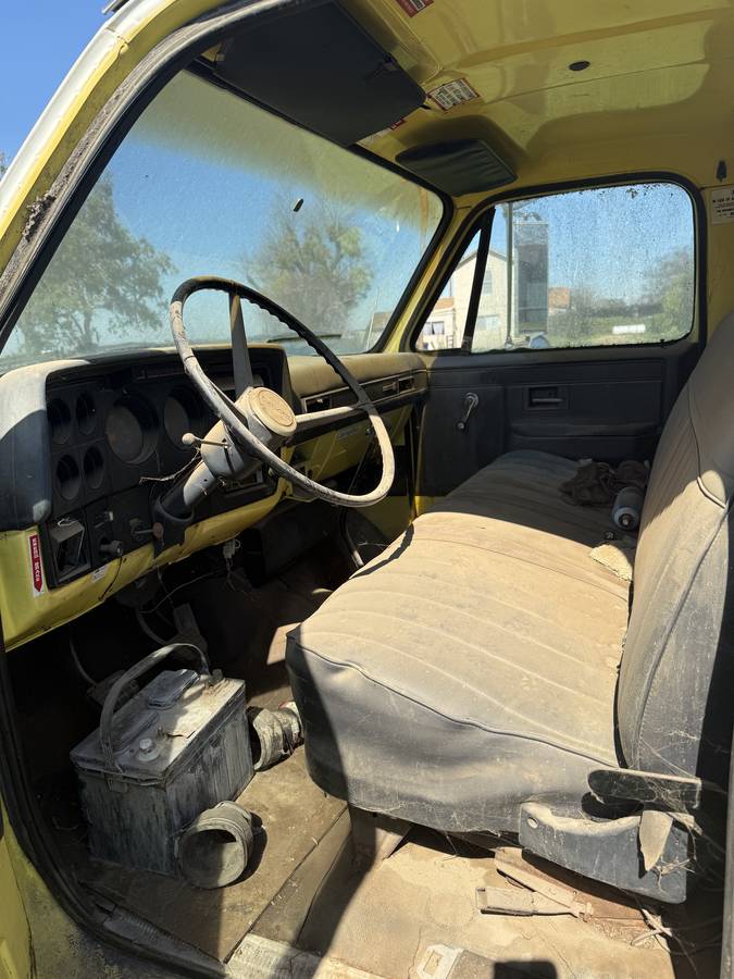 Gmc-c7500-1986-white-1