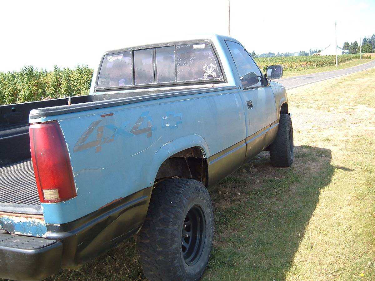 Gmc-cheyene-1988-blue-3