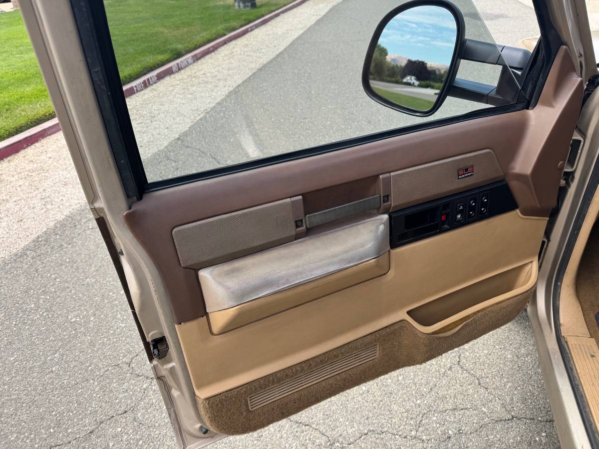 Gmc-dually-3500-1988-brown-13