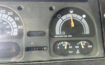 Gmc-grumman-1992-black-4