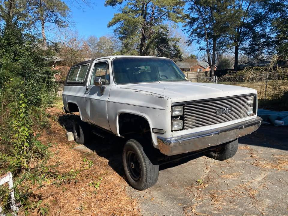 Gmc-jimmy-1983-white