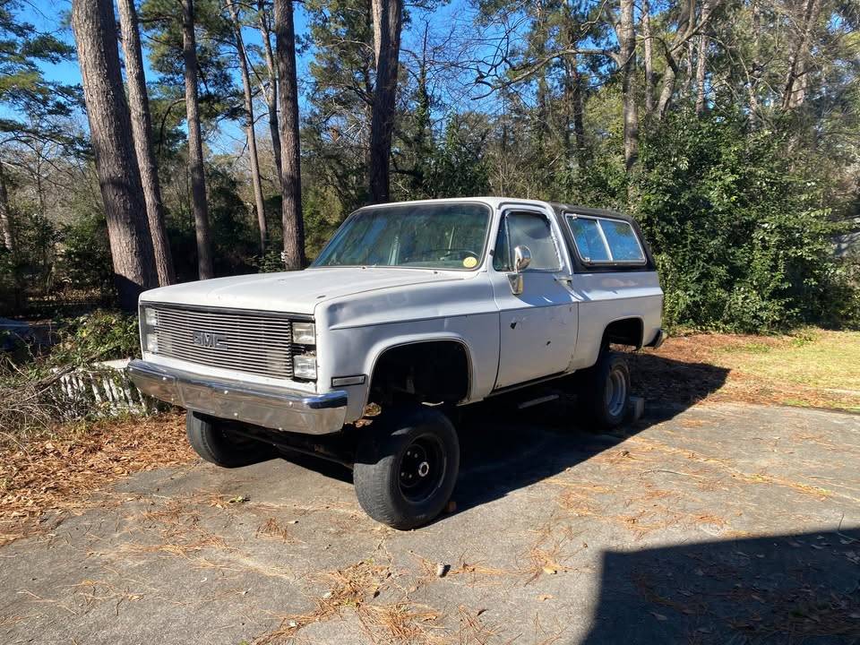 Gmc-jimmy-1983-white-4