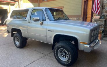 Gmc-jimmy-sierra-classic-1981-silver-1