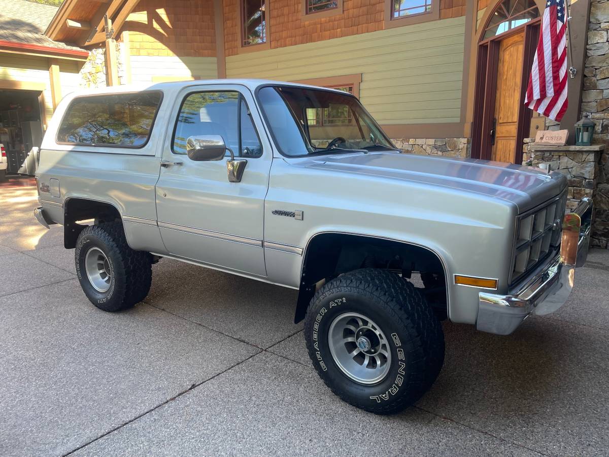 Gmc-jimmy-sierra-classic-1981-silver-1