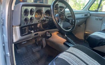 Gmc-jimmy-sierra-classic-1981-silver-9