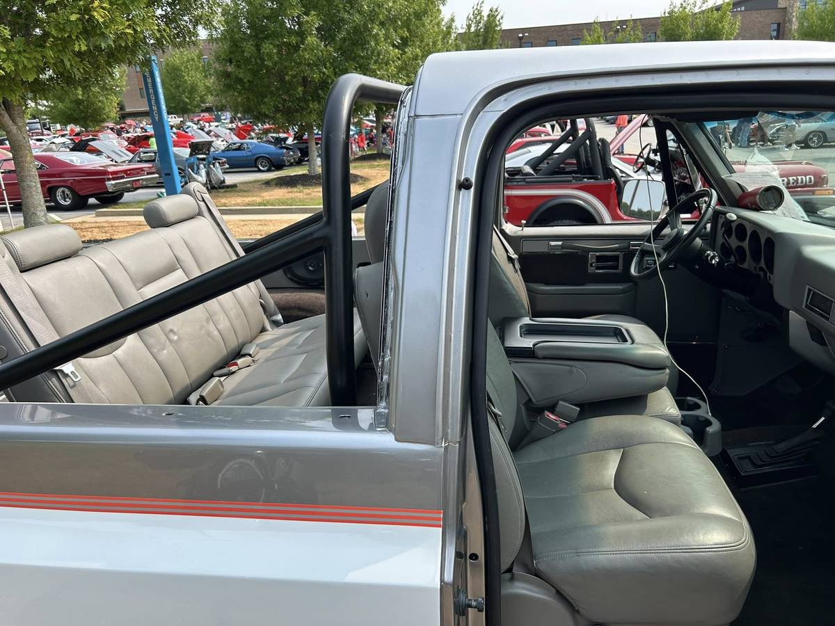 Gmc-jimmy-sle-4x4-1990-silver-9