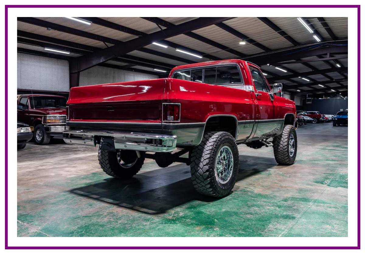 Gmc-k10-1976-silver-21