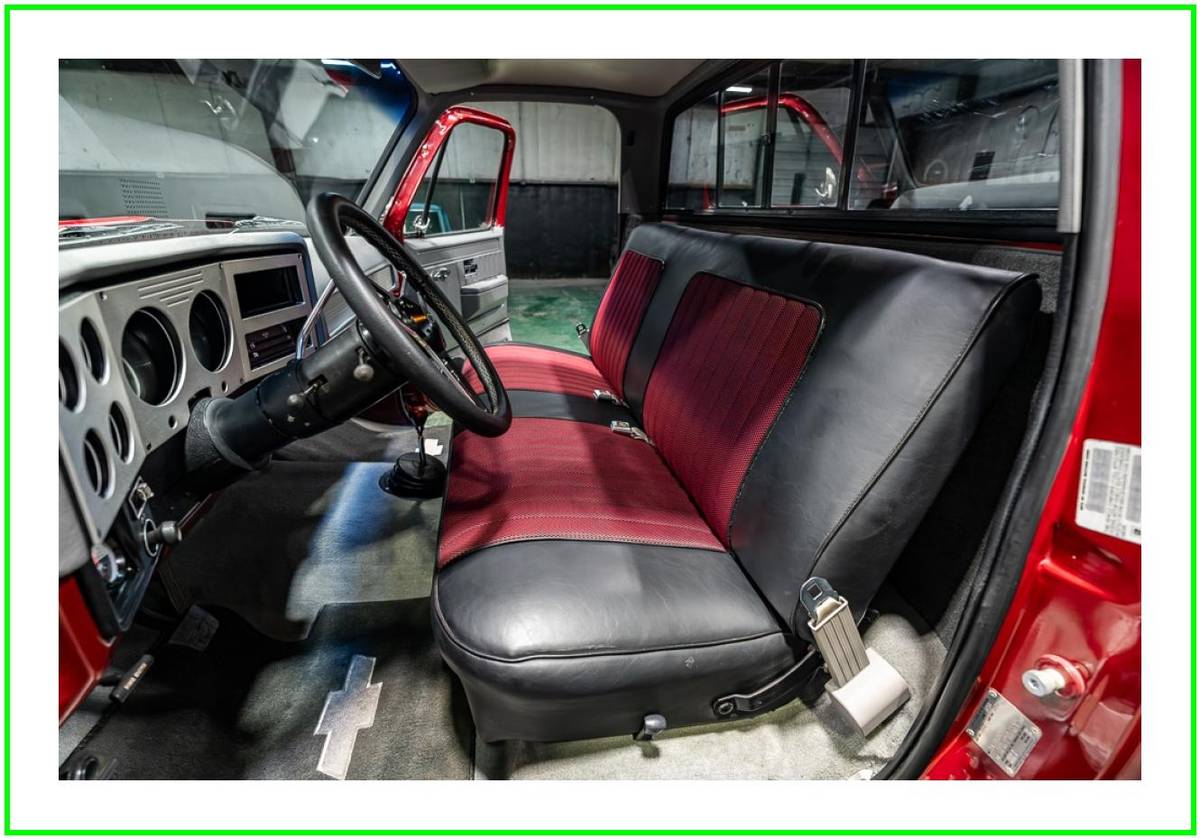 Gmc-k10-1976-silver-22