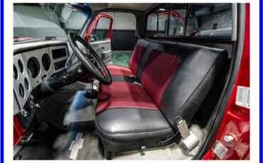Gmc-k10-1976-silver-26