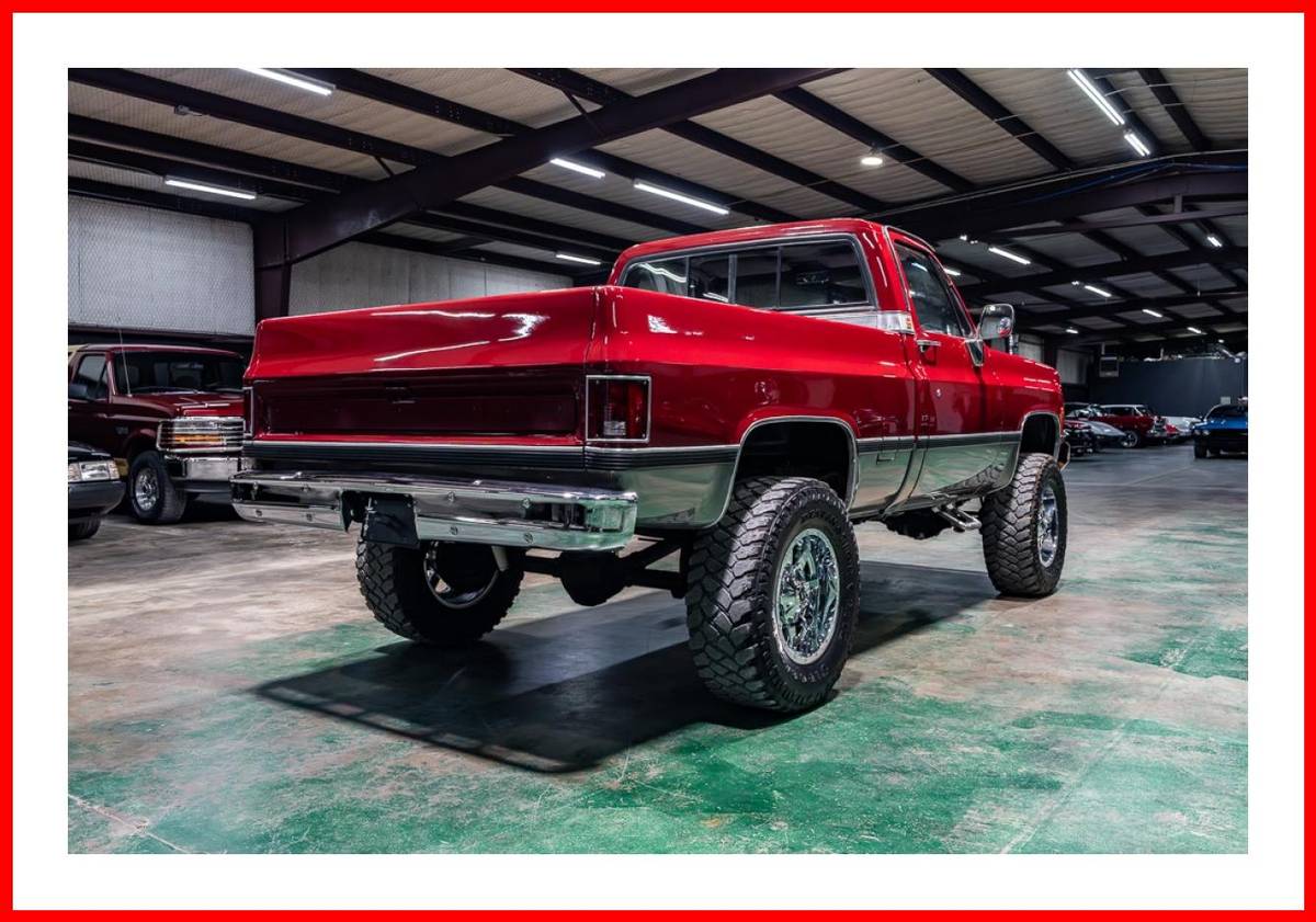 Gmc-k10-1976-silver-37