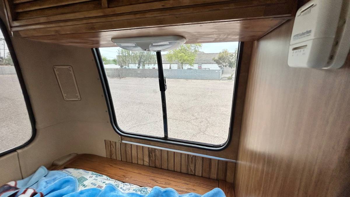 Gmc-motorhome-1977-19