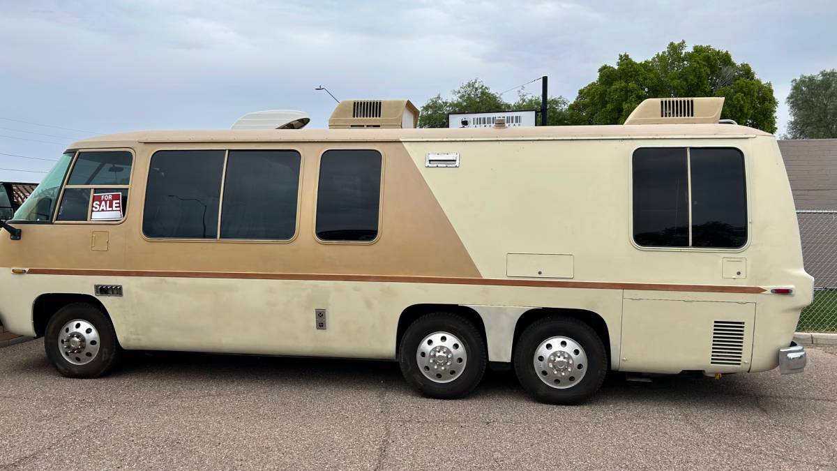 Gmc-motorhome-1977-21