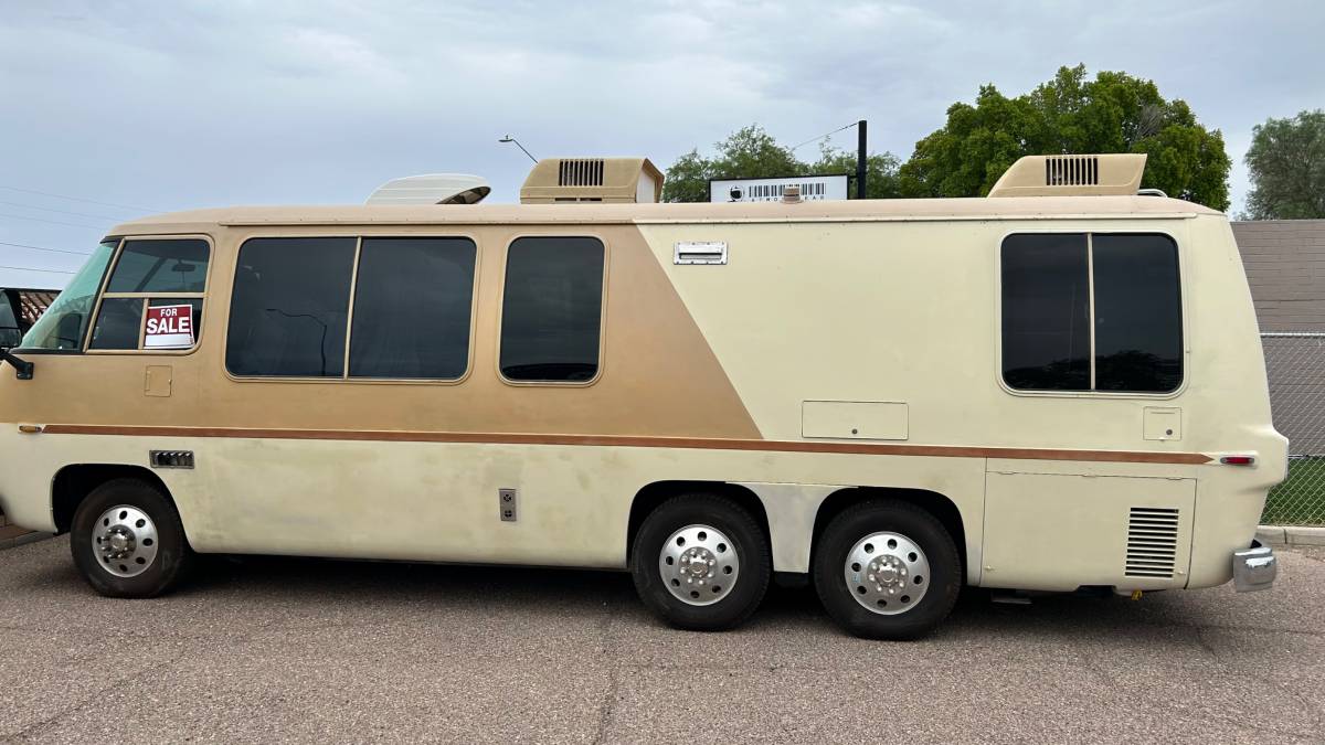 Gmc-motorhome-1977-32
