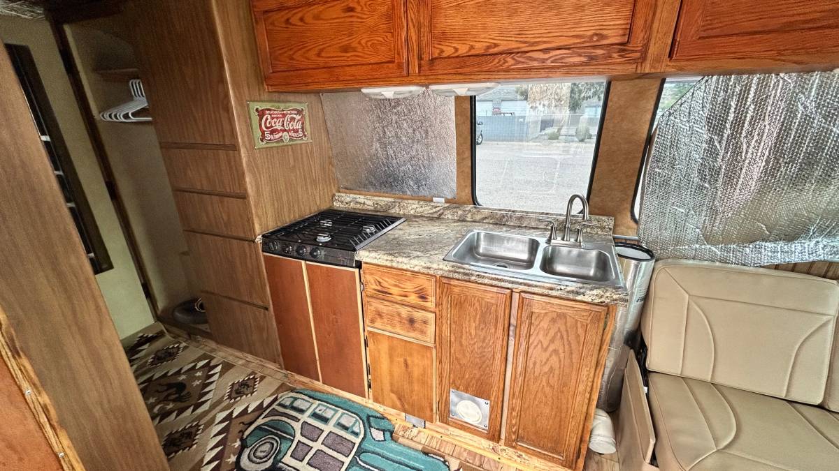 Gmc-motorhome-1977-6