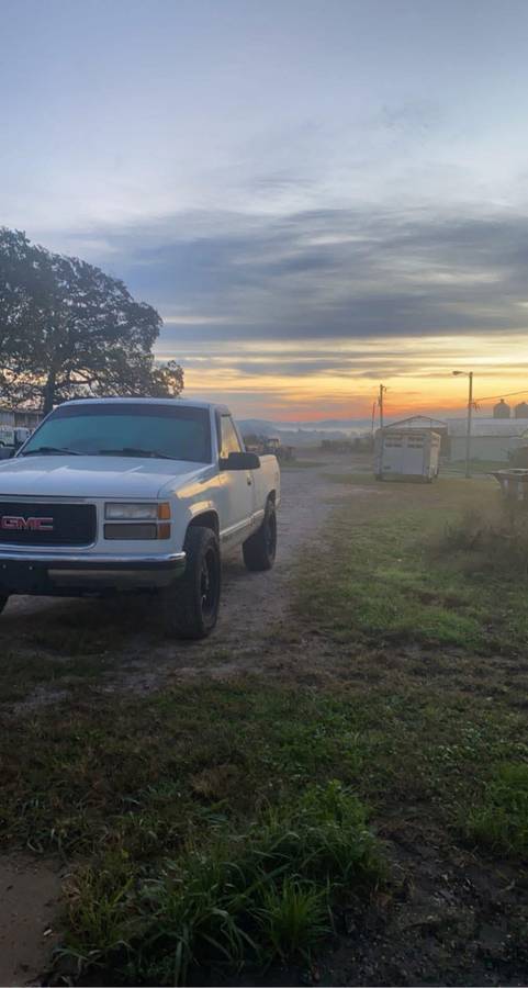 Gmc-sierra-1500-1991-white-1