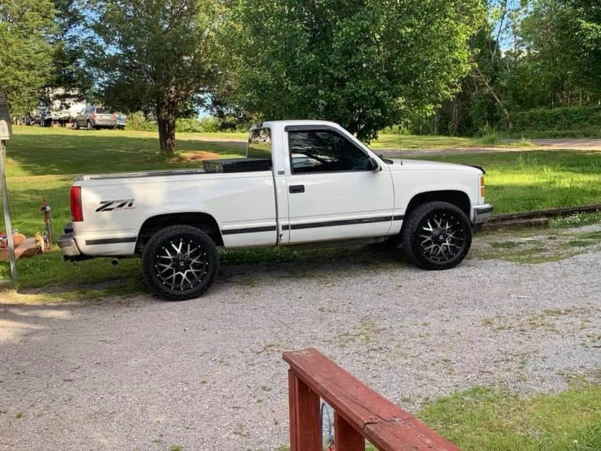 Gmc-sierra-1500-1991-white