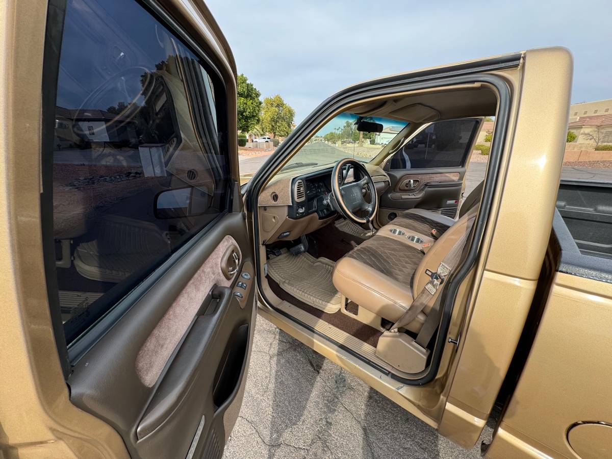 Gmc-sierra-1500-1995-custom-9