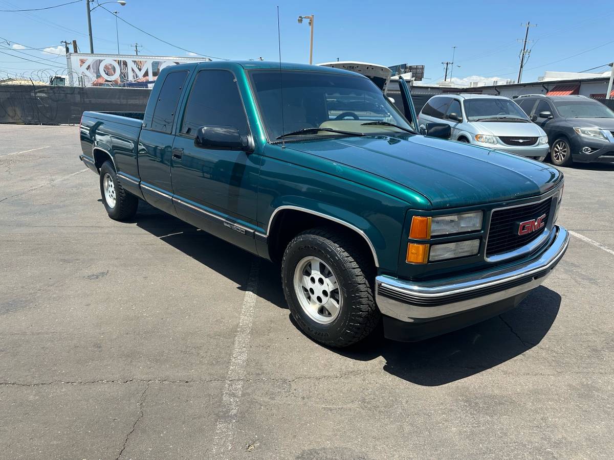 Gmc-sierra-1500-1995-green-3