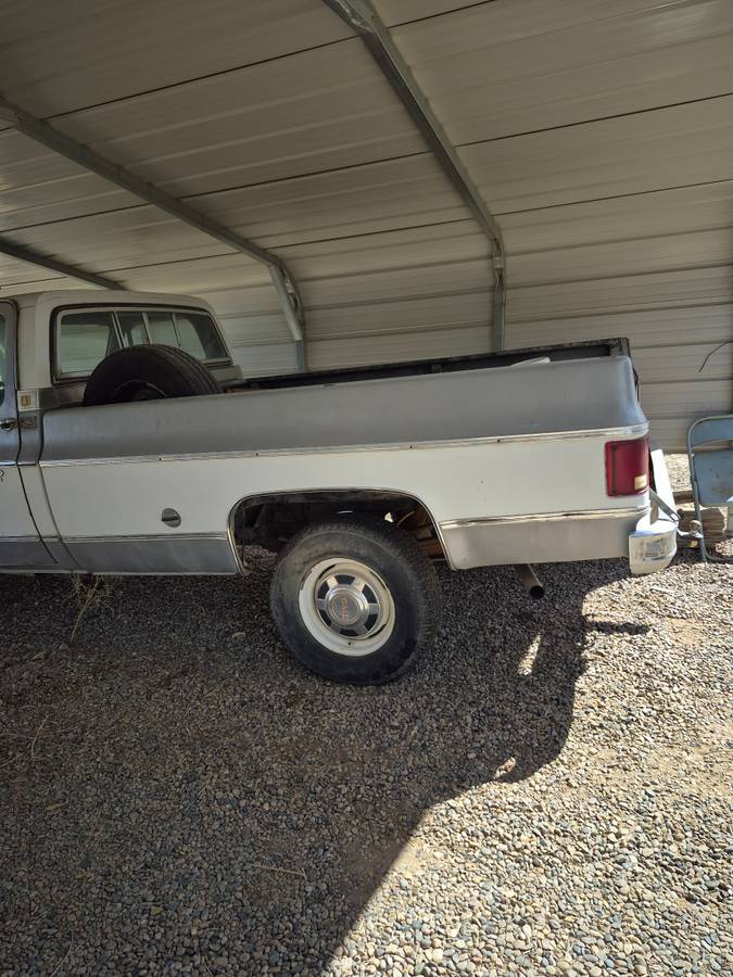 Gmc-sierra-1976-silver-6