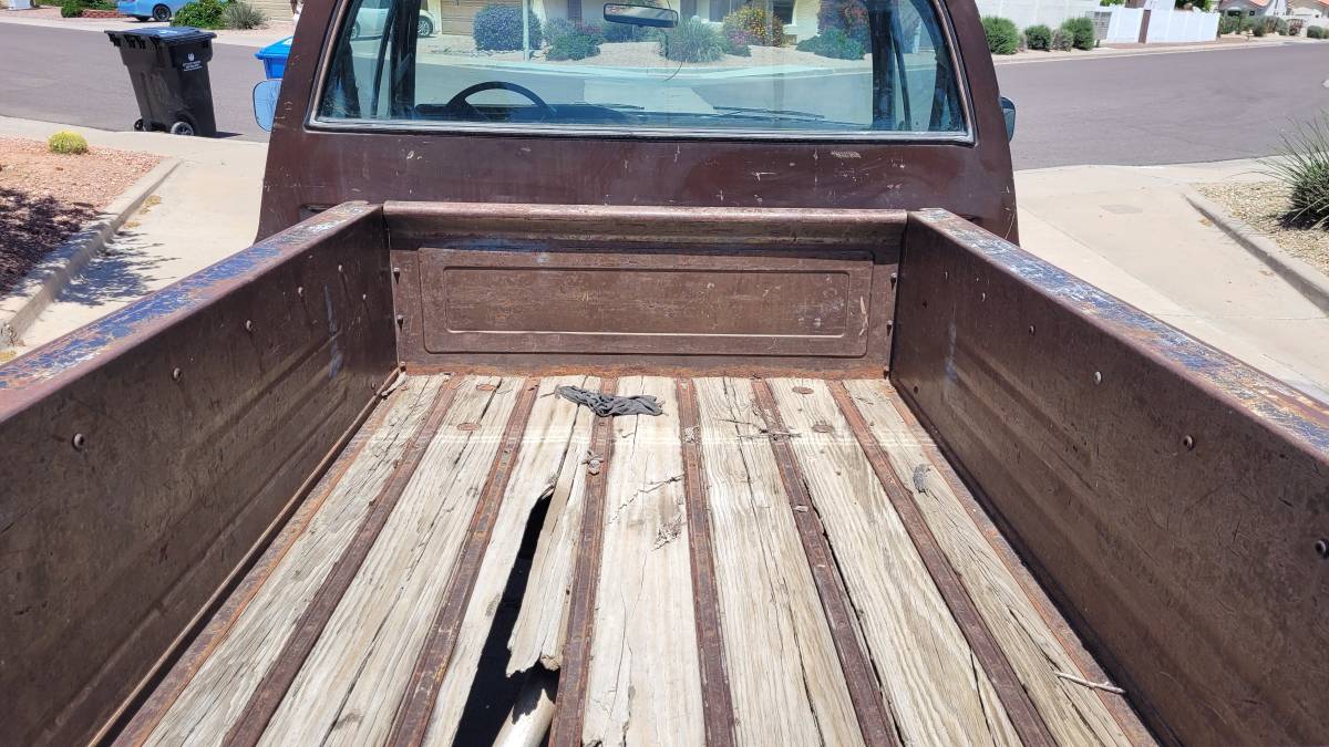 Gmc-sierra-1979-brown-5
