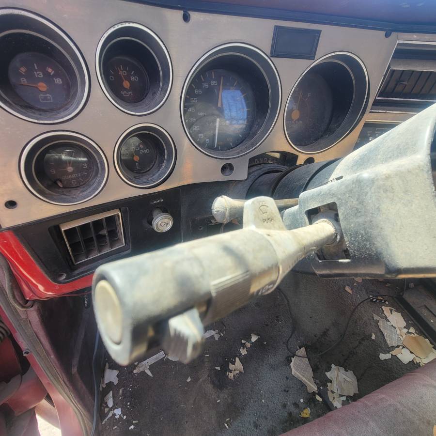 Gmc-sierra-2500-diesel-1985-red-4