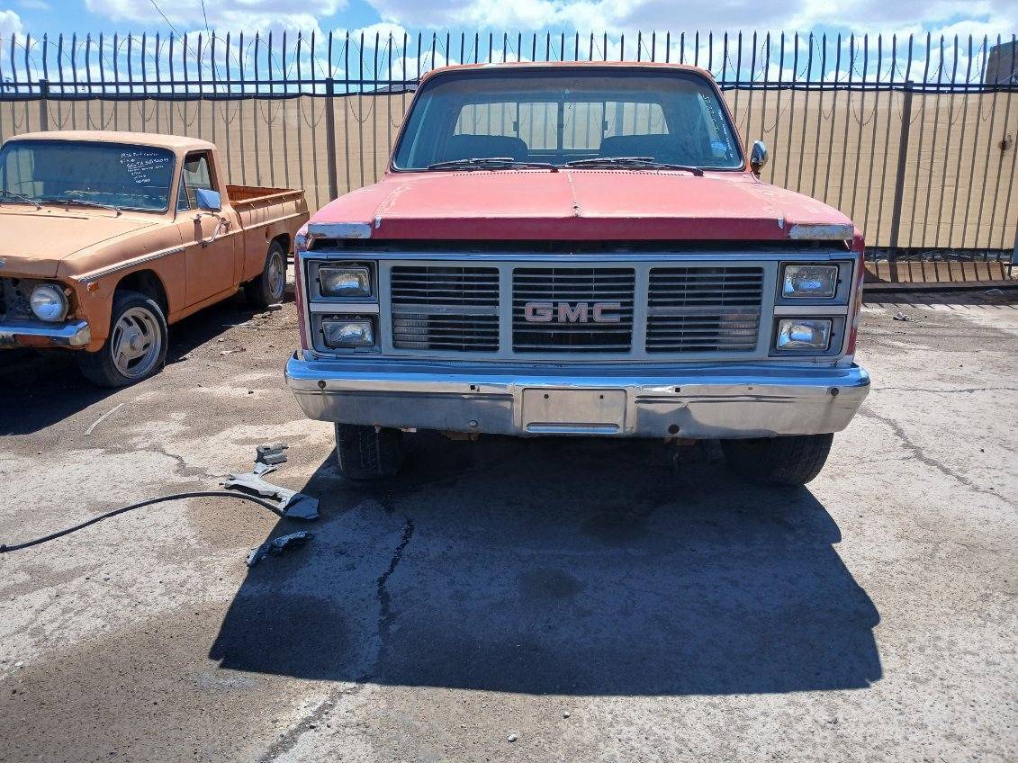 Gmc-sierra-2500-diesel-1985-red-5