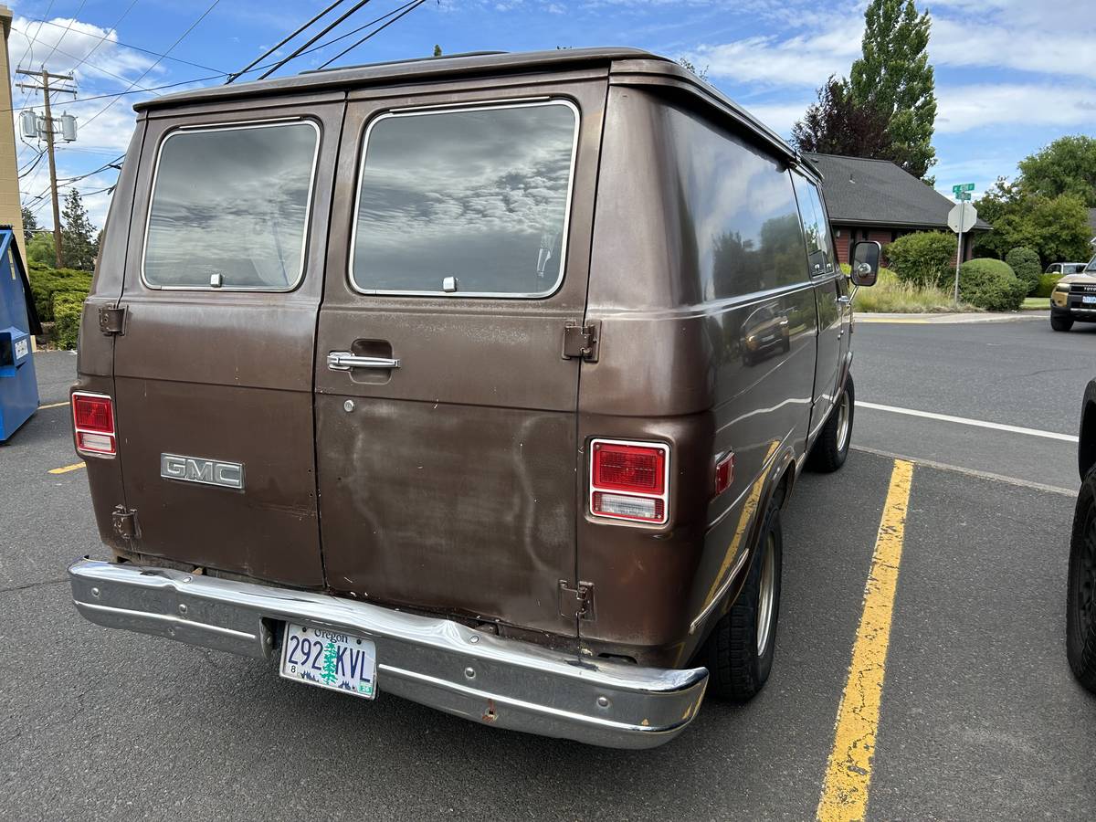 Gmc-vandura-1979-brown-5